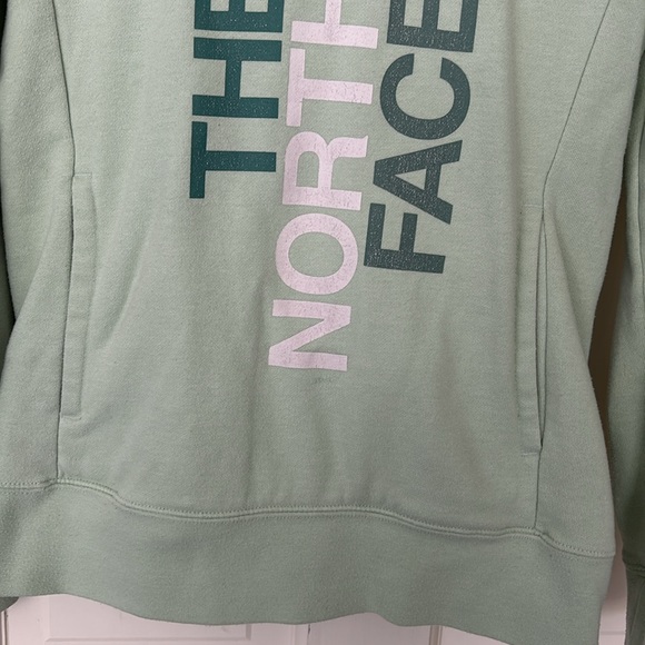 The North Face Womens Light Mint Medium Hoodie - Picture 2 of 8